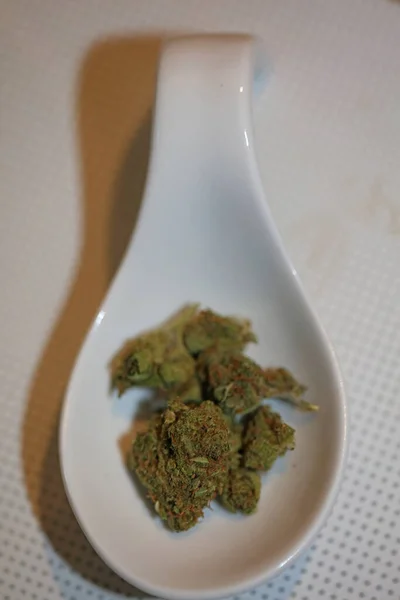 Marihuana Médicale Super Citron Brume Fermer Cannabis Moderne Impression Haute — Photo