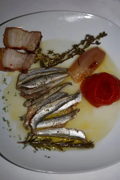 Sardines Met Olie Tomaat Macro Achtergrond Griekse Traditie Voedsel Porno — Stockfoto