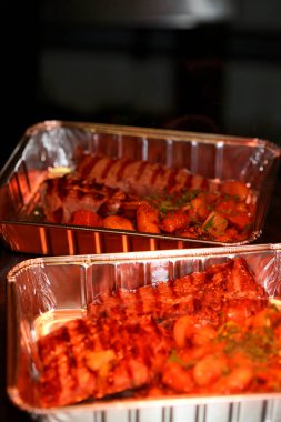 Yunan yemekleri covid-19 sezonluk makro arka planda modern yüksek kaliteli baskı dağıtımına gidecek