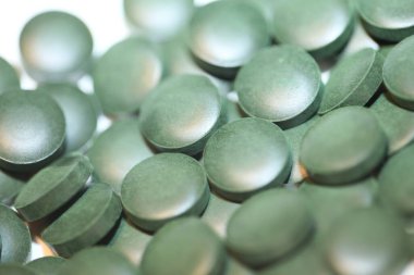 Yeşil haplar makro tıbbi biyo spirulina platensis algler aile algler modern moda uzay yiyecekleri yüksek kalite büyük boy baskılar