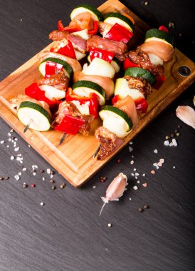 Yemek pişirmek için gıda hazırlama 