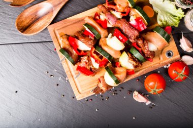 Yemek pişirmek için gıda hazırlama 