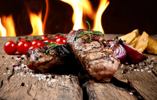 Delicious beef steak — Stock Photo, Image