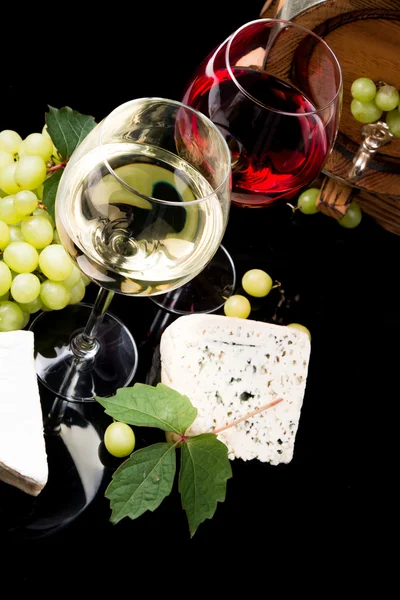 Wine and cheese — Stock Photo, Image