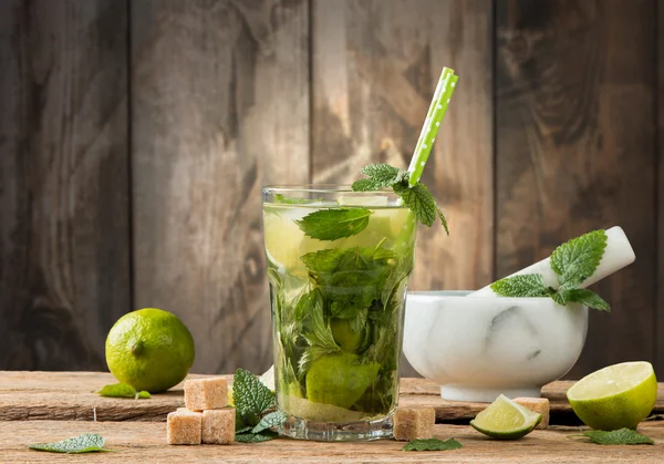 Bebida de lima mojito — Foto de Stock