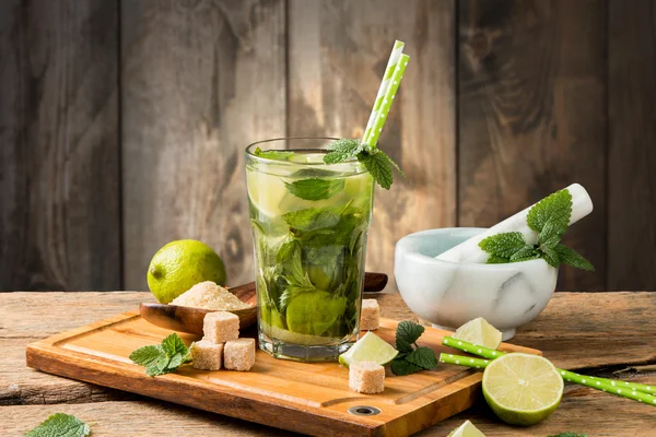 Pić wapno Mojito — Zdjęcie stockowe