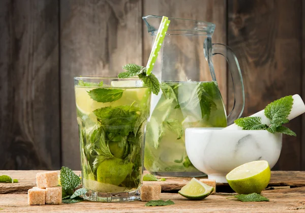 Mojito kalk drankje — Stockfoto