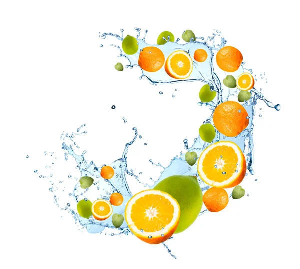 Fresh fruits, orange in water — Stock Photo, Image