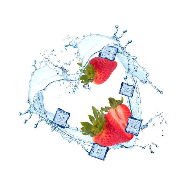 Vattenstänk med frukter — Stockfoto