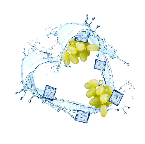 Grape in water splash — Stock Photo, Image