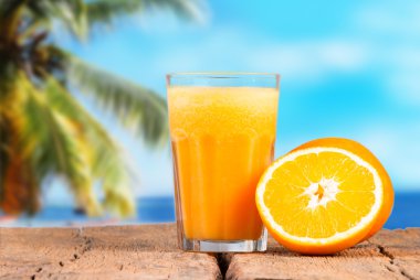 taze meyve suyu ve meyve