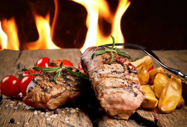 Fresh Grilled steaks — Stock Photo, Image