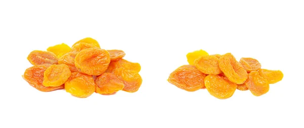 在白色背景上隔离的橙干杏仁堆 — 图库照片