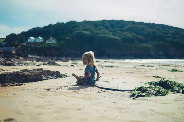 Little Preschooler Playing Beach — Stock Photo, Image