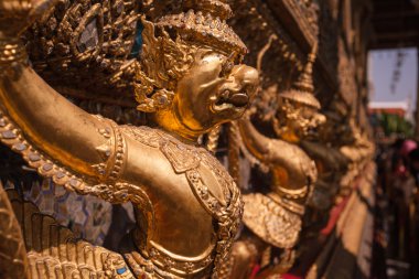 Wat Phra Kaew Garuda heykeller