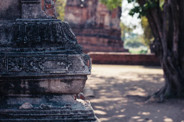 Antika ruinerna av templet i Thailand — Stockfoto