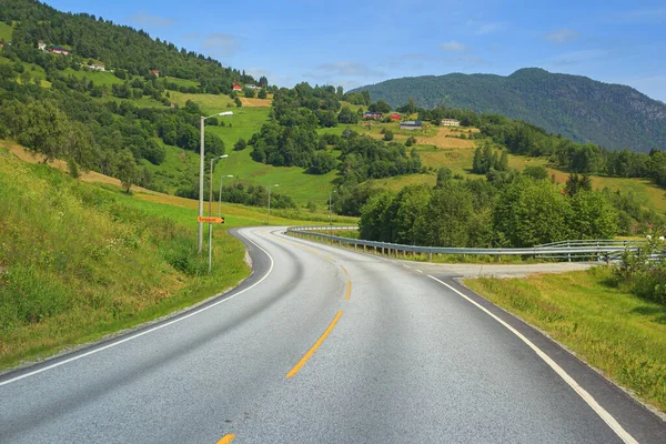 Picturesque Norway Highway Landscape — стокове фото