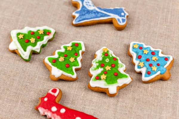 Biscoitos Natal Bolos Caseiros Natal Biscoitos Férias Forma Árvores Natal — Fotografia de Stock