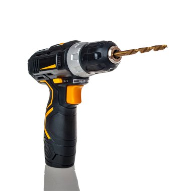 elektrik kablosuz tornavida matkabı beyaz arkaplanda izole edildi, profesyonel ev onarım aracı, el gücü aracı, kopyalama alanı, taklit et, tasarım