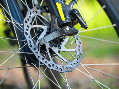 Dağ bisikleti disk freni, MTB bisiklet fren sistemi, fren kablosu, diskler ve kalibreler