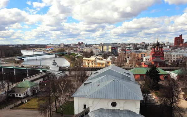 Øverste utsikt over Jaroslavl gamle by – stockfoto