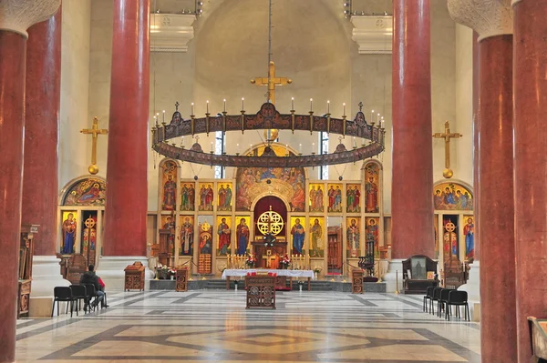 Inteiror de la Iglesia de Santa Savva en Belgrado —  Fotos de Stock