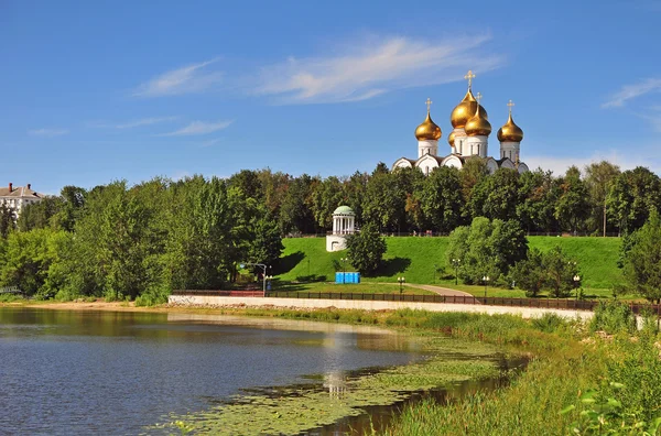 Yaroslavl cathedral view — Stock Photo, Image