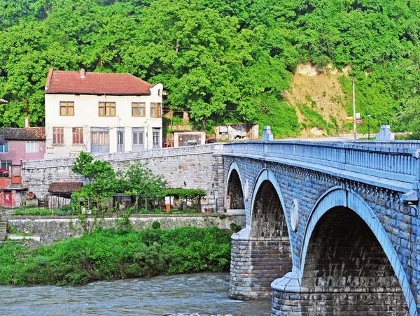 Puente antiguo en Veliko Tarnovo — Foto de Stock