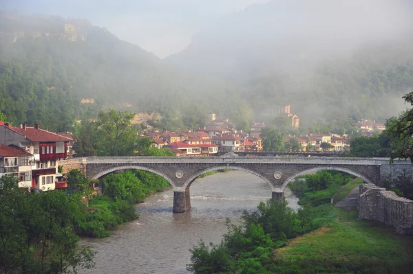 Podul vechi din orașul Veliko Tarnovo — Fotografie, imagine de stoc