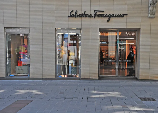 Salvatore Ferragamo sklep w Vienna city, Austria — Zdjęcie stockowe