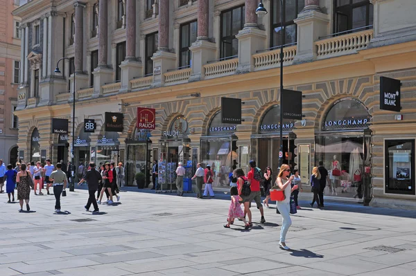 Veduta della via dello shopping Graben nel centro di Vienna — Foto Stock
