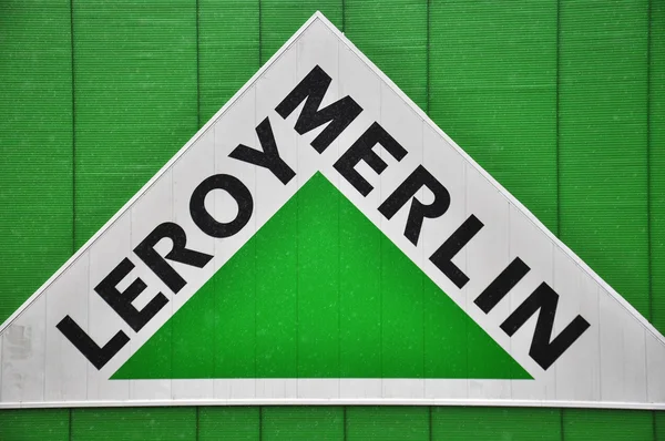 Logotyp firmy Leroy Merlin — Zdjęcie stockowe