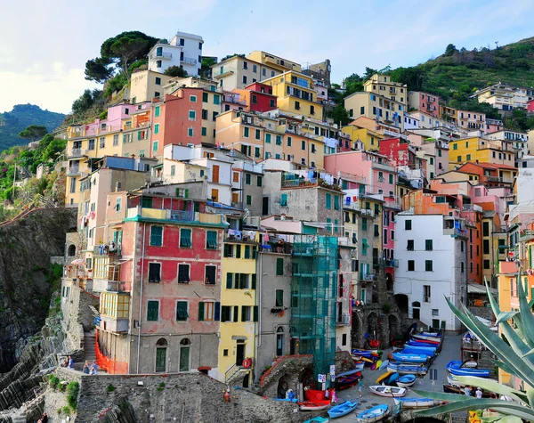 Riomaggiore village, Italië — Stockfoto