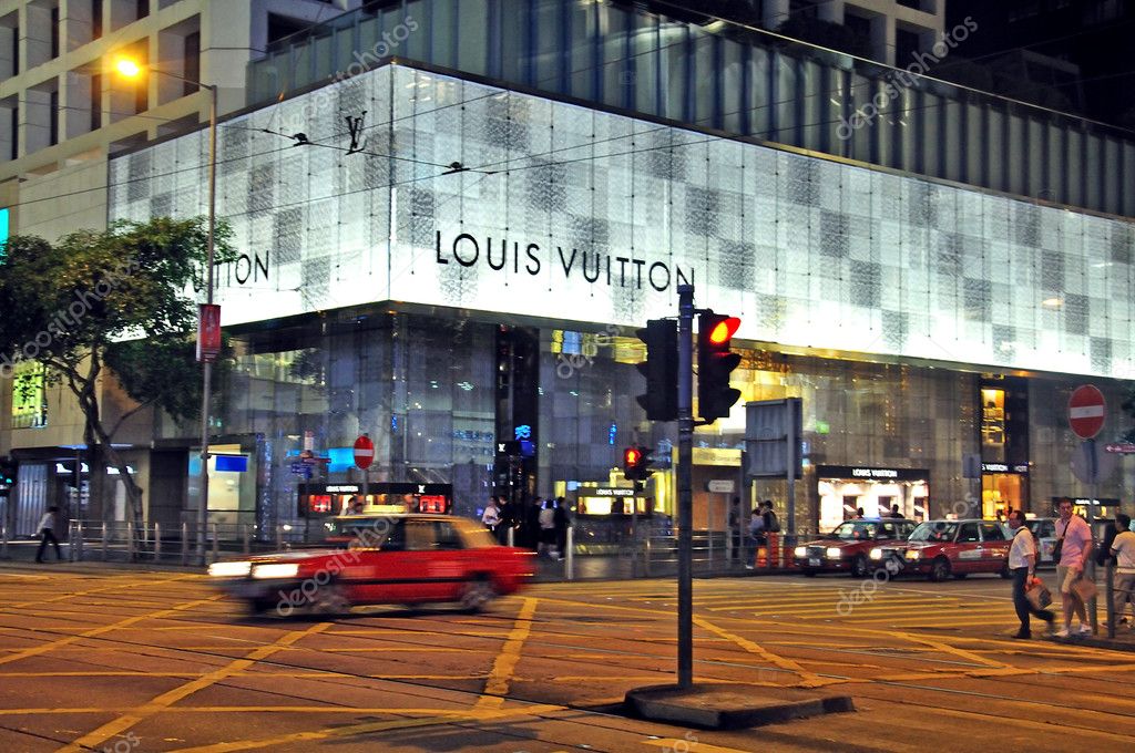 Louis Vuitton store in Hong Kong – Stock Editorial Photo © Krasnevsky  #54957095