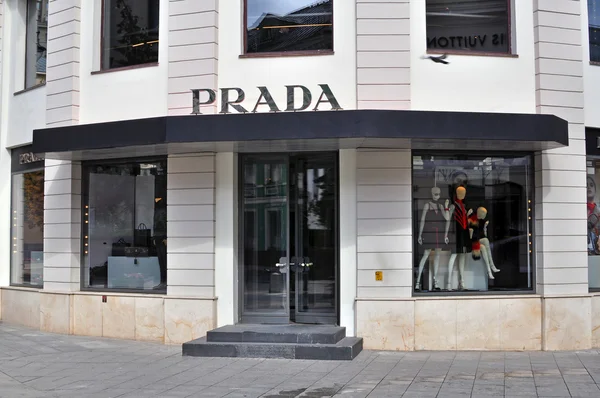 Prada "flagship" mağazası — Stok fotoğraf