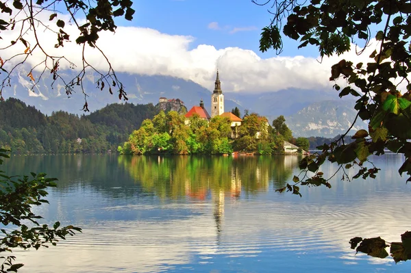 Chapel on the Bled lake — Stock Photo, Image