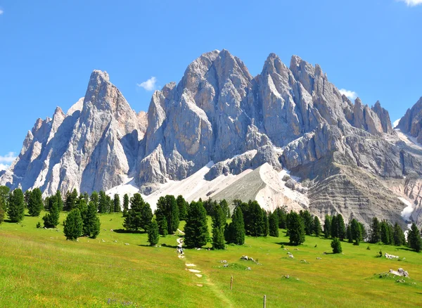 Pics de montagne dans les Alpes — Photo