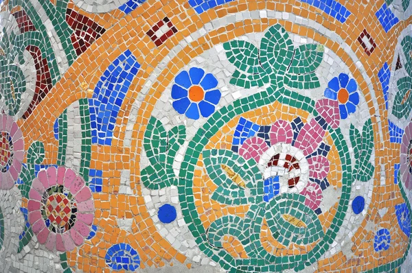 Mosaic pattern by Gaudi — Stock Photo, Image