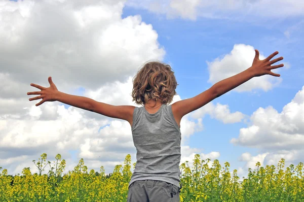 Dünya sarılma çocuk