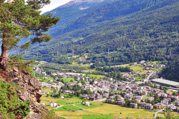 高山村庄 — 图库照片