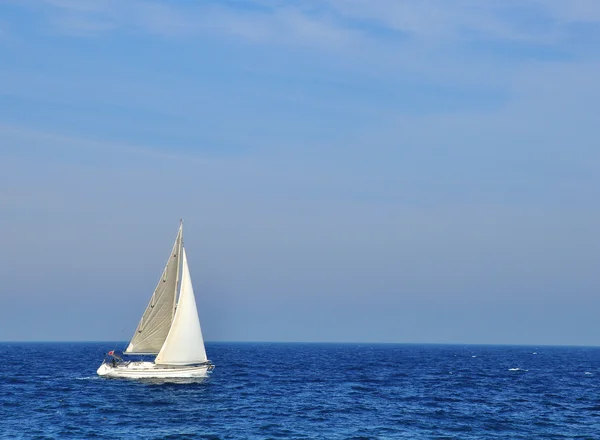 Sail in the sea — Stock Photo, Image