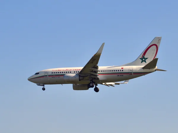 Boeing 737 компании Royal Air Maroc — стоковое фото