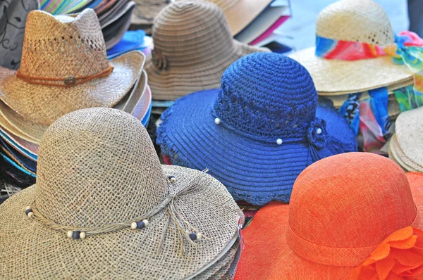 Los sombreros de verano —  Fotos de Stock