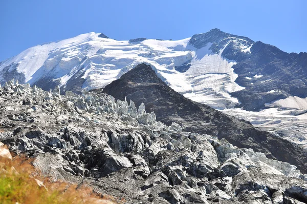 Ledovec v horách — Stock fotografie