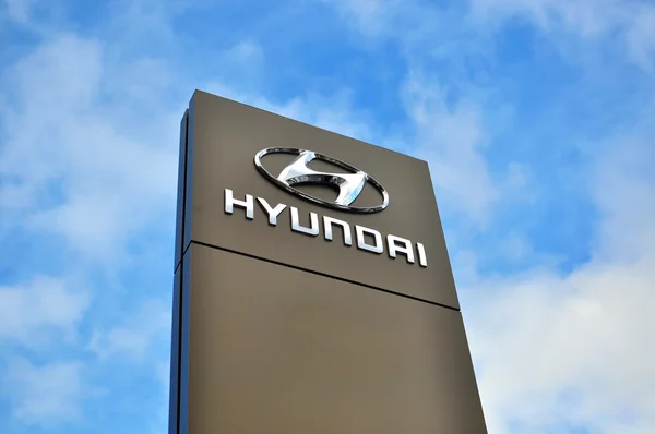 Logotipo della società Hyundai — Foto Stock