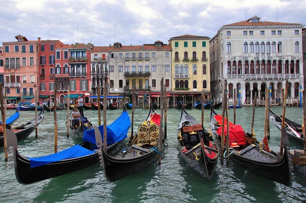 Vista do Grande Canal no centro da cidade de Veneza — Fotografia de Stock