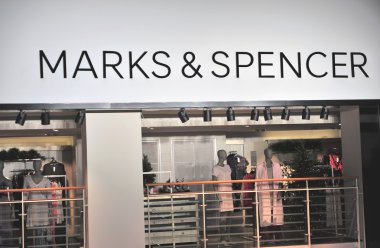 Helsinki işaretleri ve Spencer amiral gemisi mağaza, vitrin
