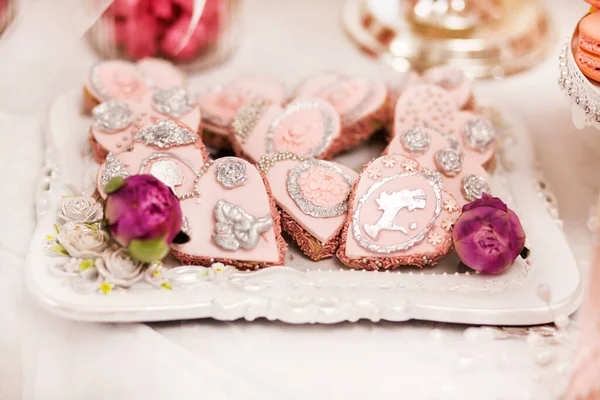 Deliciosos Postres Barra Caramelos Boda Zona Buffet Galletas Cubiertas Hielo — Foto de Stock