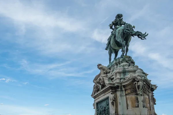 Вид Prince Eugene Savoy Equestrian Statute Buda Castle Будапешті Угорщина — стокове фото