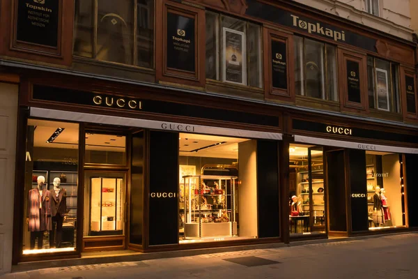 Viena Austria Octubre 2019 Vista Gucci Front Store Una Marca Fotos De Stock